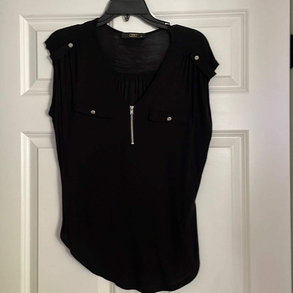 Stylish cap sleeve top
